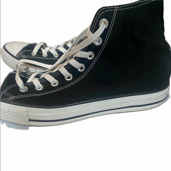 Chuck Taylor Converse All Star High Tops Black Canvas Men’s Size 9.5 M9160
